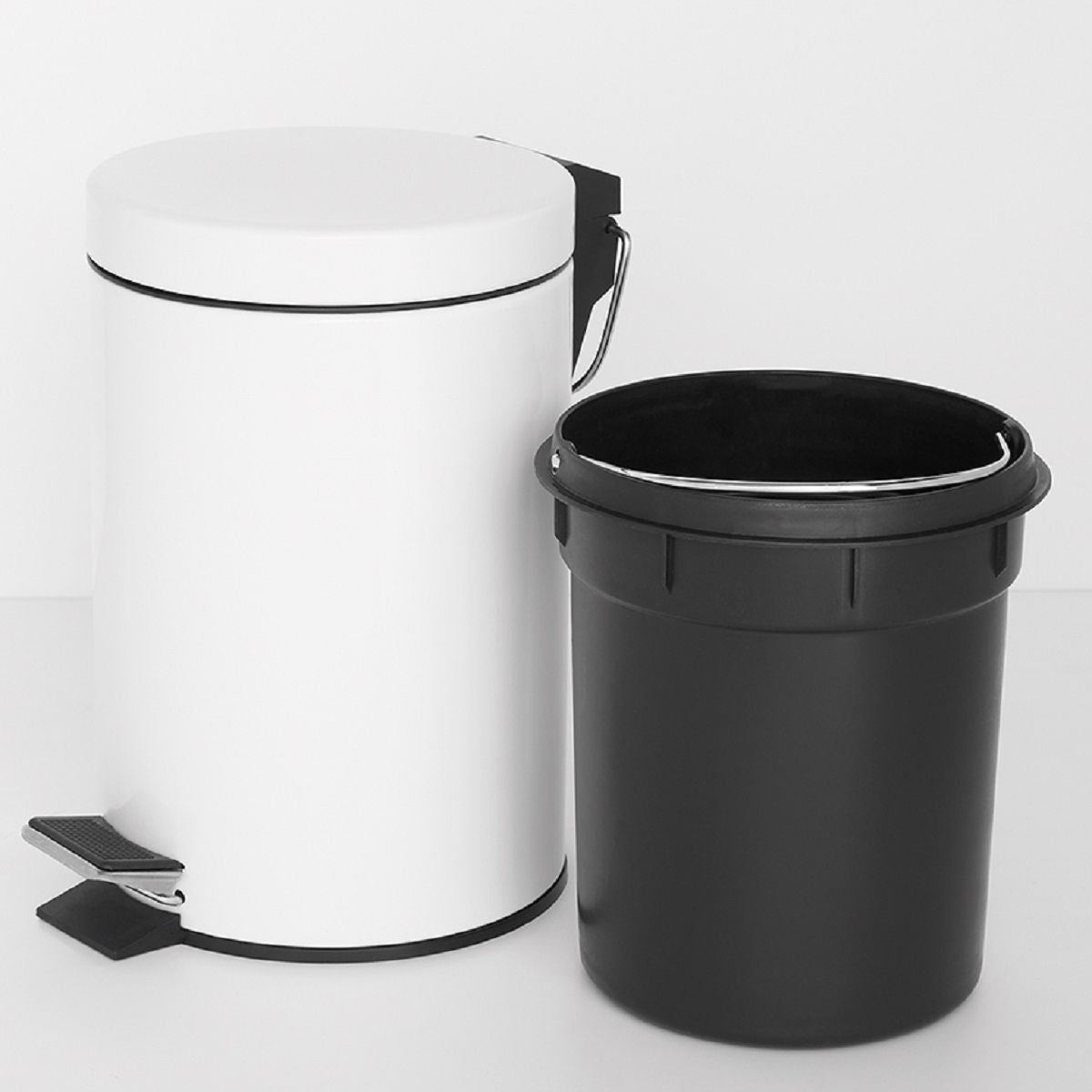 Klassischer Corby Treteimer 3 Liter, soft-close Hotel- u. Badezimmer