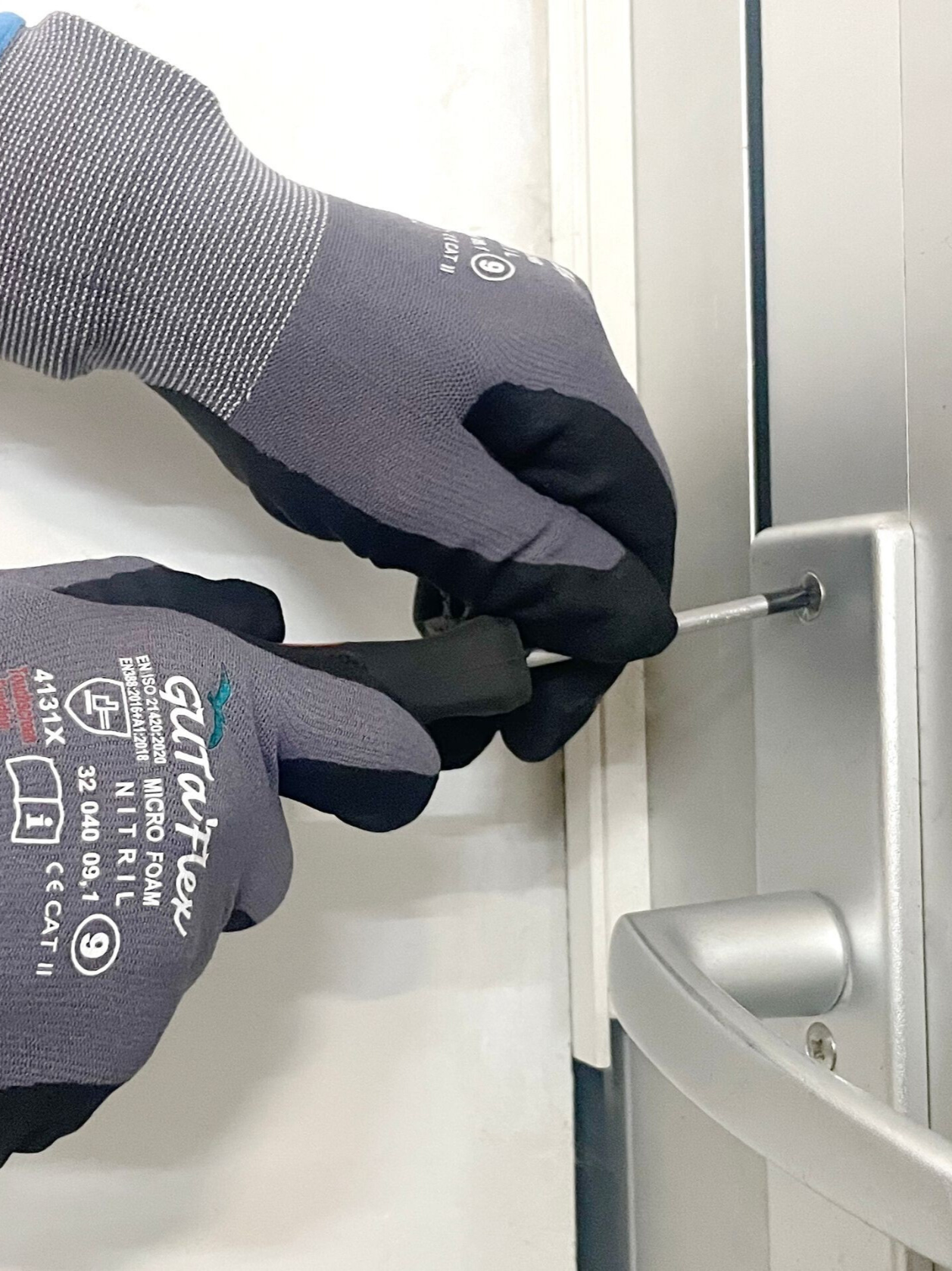 GUTa’Flex Arbeitshandschuhe mit Nitril-Foam-Beschichtung - 12 Paar