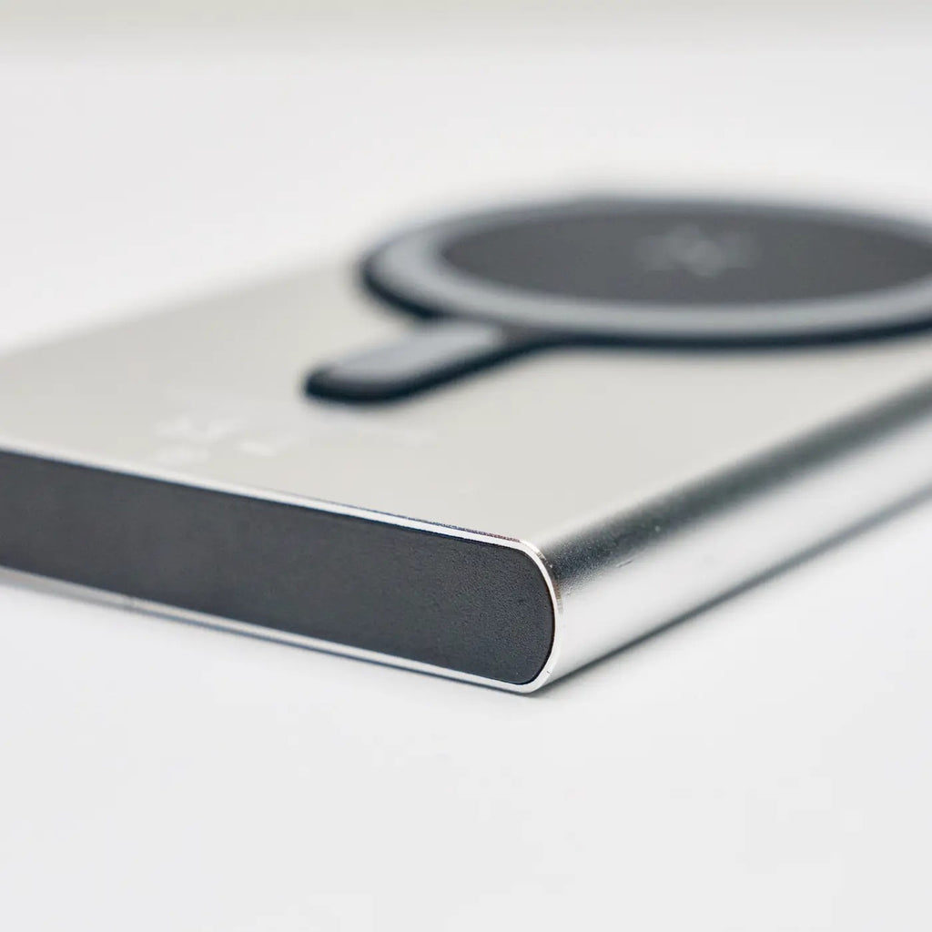 PHONIE Powerbank 5000 mAh MagSafe kabellos USB C